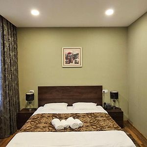 Hotel Iveria